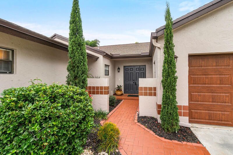 For Rent: $3,900 (3 beds, 2 baths, 1773 Square Feet)