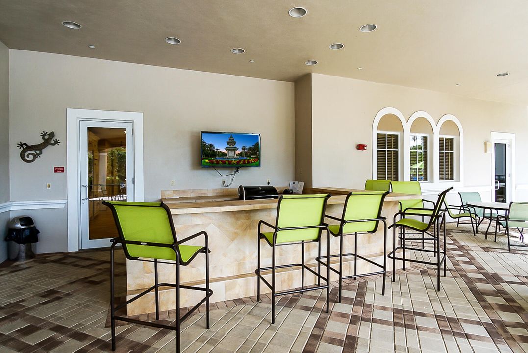 En Venta: $599,999 (3 camas, 2 baños, 2296 Pies cuadrados)