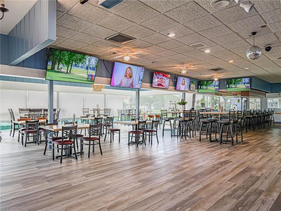 出租: $1,500 (1 贝兹, 1 浴室, 813 平方英尺)