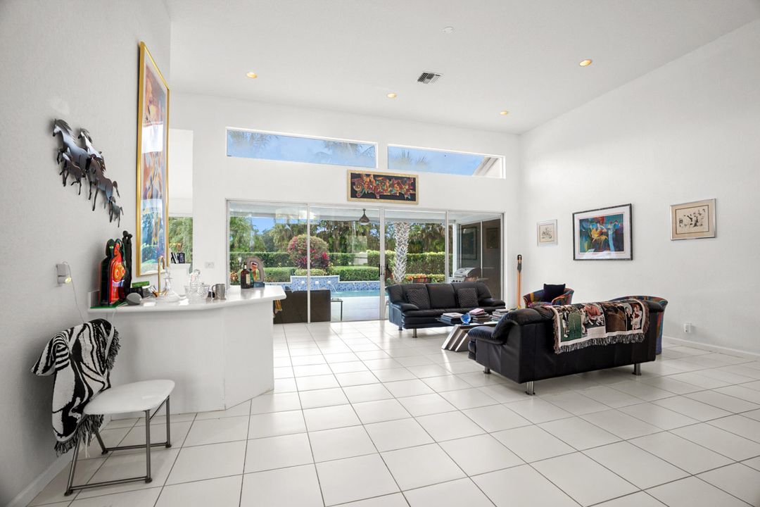 待售: $2,295,000 (3 贝兹, 2 浴室, 2656 平方英尺)