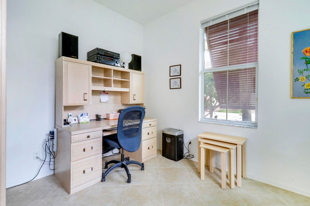 待售: $820,000 (3 贝兹, 2 浴室, 2467 平方英尺)