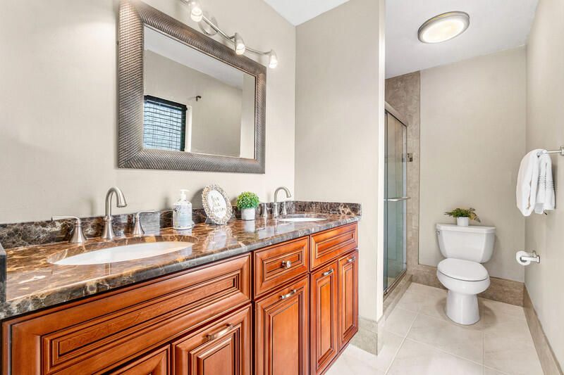 For Rent: $3,900 (3 beds, 2 baths, 1773 Square Feet)