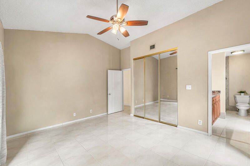 For Rent: $3,900 (3 beds, 2 baths, 1773 Square Feet)