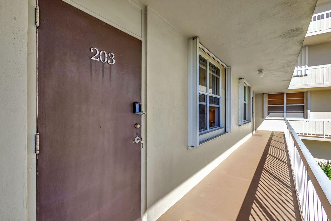 В аренду: $1,750 (1 спален, 1 ванн, 576 Квадратных фут)