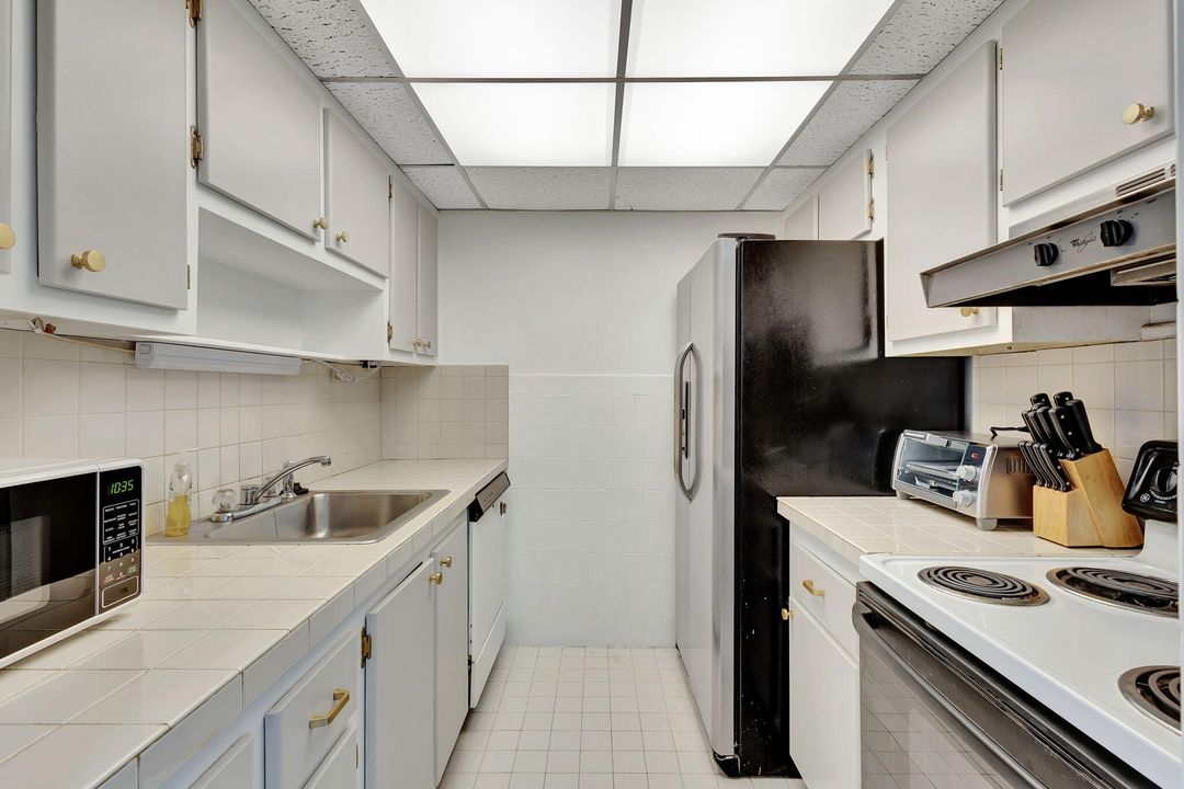 В аренду: $1,750 (1 спален, 1 ванн, 576 Квадратных фут)