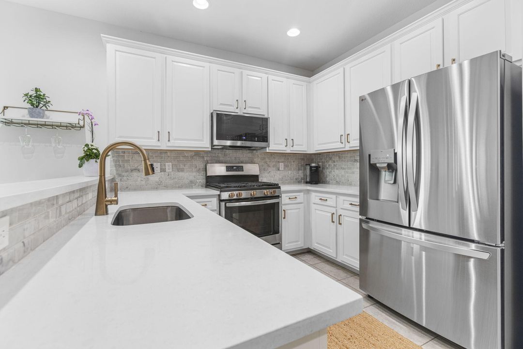 For Sale: $480,000 (2 beds, 2 baths, 1508 Square Feet)