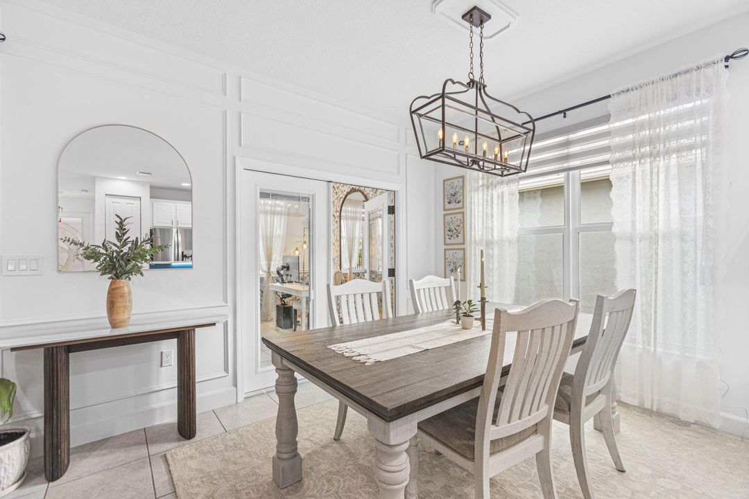 For Sale: $480,000 (2 beds, 2 baths, 1508 Square Feet)