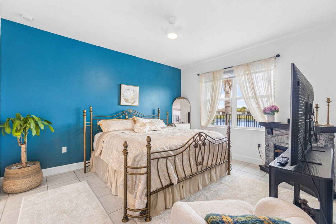 For Sale: $480,000 (2 beds, 2 baths, 1508 Square Feet)