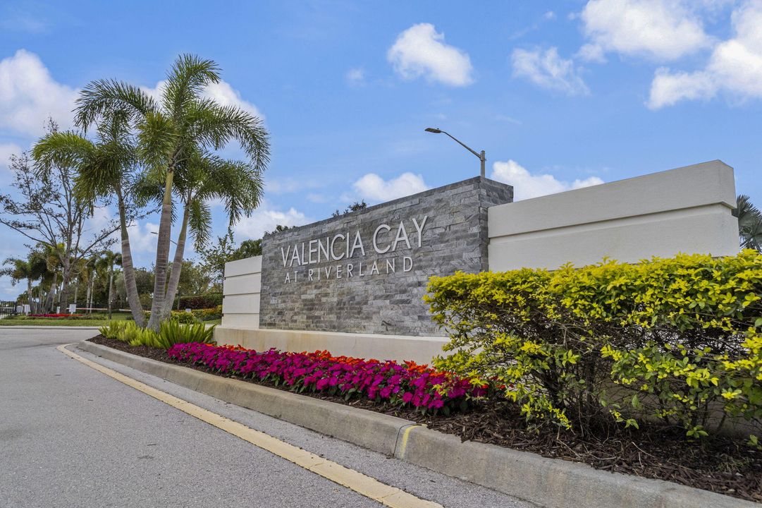 For Sale: $480,000 (2 beds, 2 baths, 1508 Square Feet)