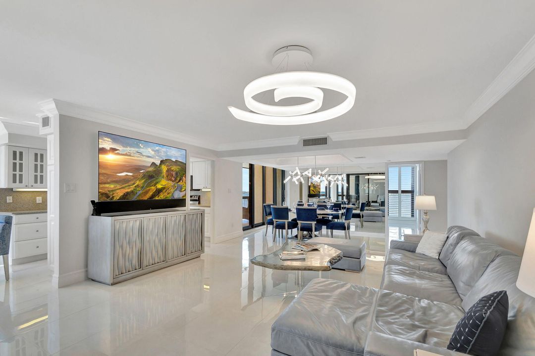 待售: $649,000 (2 贝兹, 2 浴室, 1532 平方英尺)