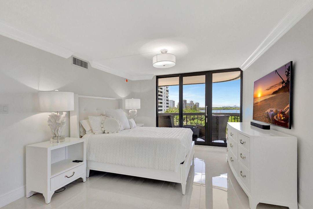 待售: $649,000 (2 贝兹, 2 浴室, 1532 平方英尺)