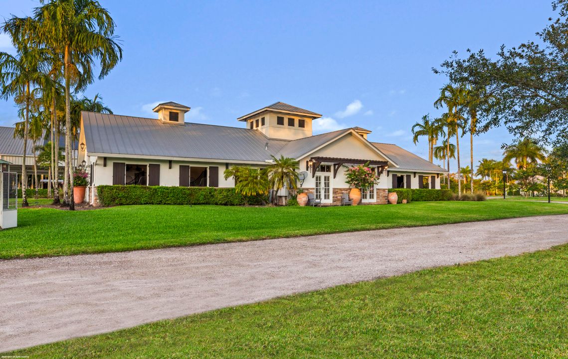 待售: $12,000,000 (7 贝兹, 7 浴室, 5997 平方英尺)