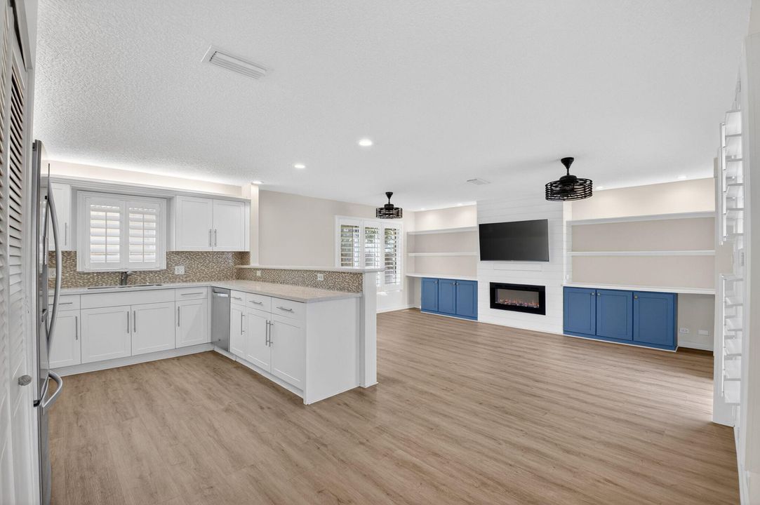 На продажу: $986,000 (3 спален, 2 ванн, 2152 Квадратных фут)