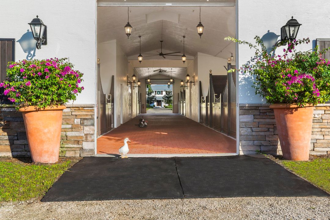 待售: $12,000,000 (7 贝兹, 7 浴室, 5997 平方英尺)