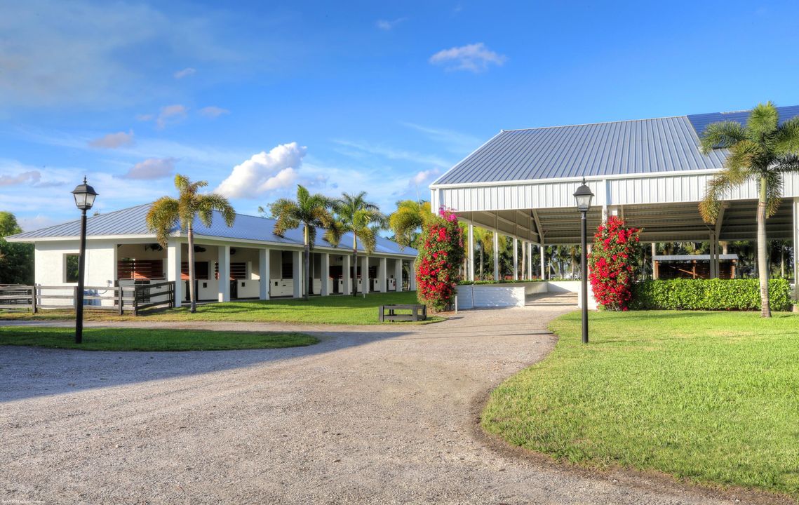 待售: $12,000,000 (7 贝兹, 7 浴室, 5997 平方英尺)