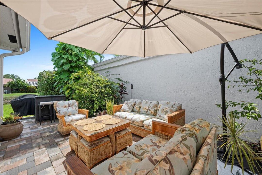 For Rent: $4,000 (3 beds, 2 baths, 2200 Square Feet)