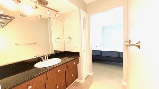 待售: $227,500 (2 贝兹, 2 浴室, 1162 平方英尺)