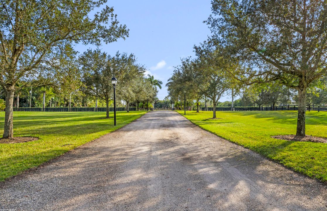 待售: $12,000,000 (7 贝兹, 7 浴室, 5997 平方英尺)