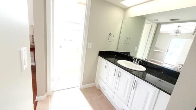 待售: $227,500 (2 贝兹, 2 浴室, 1162 平方英尺)