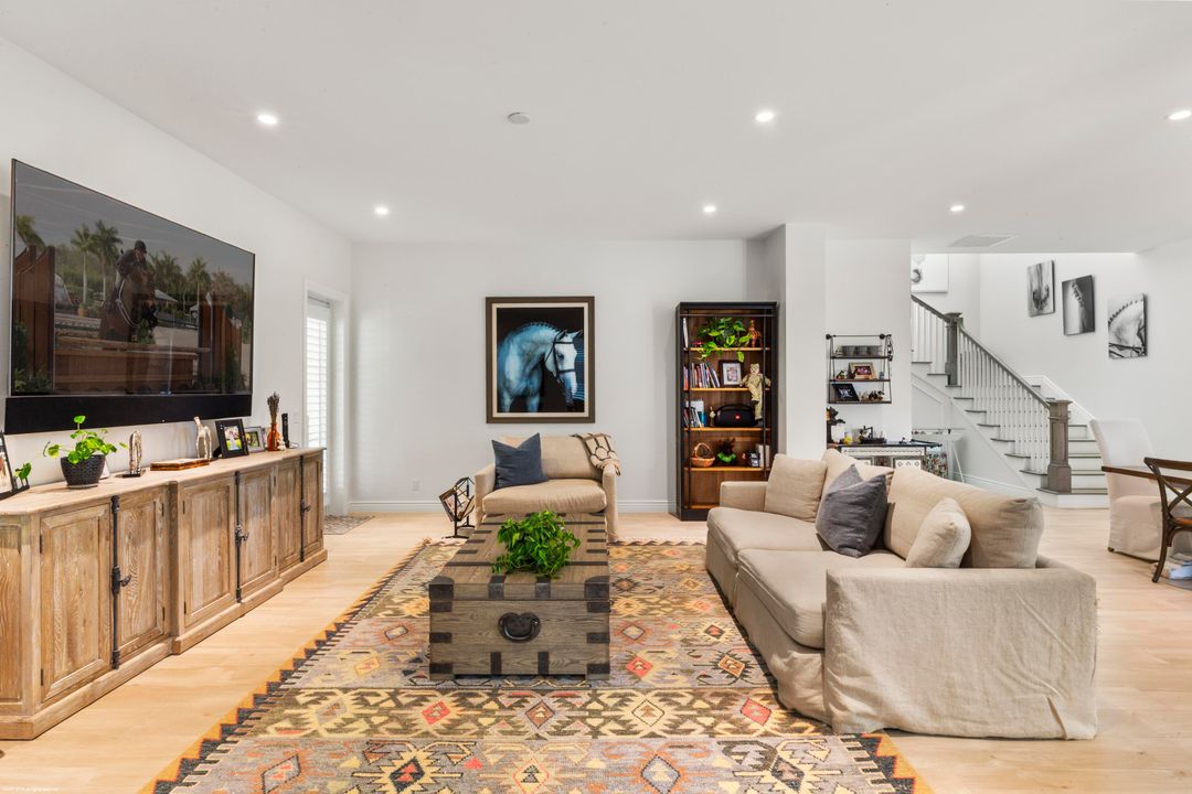 待售: $12,000,000 (7 贝兹, 7 浴室, 5997 平方英尺)