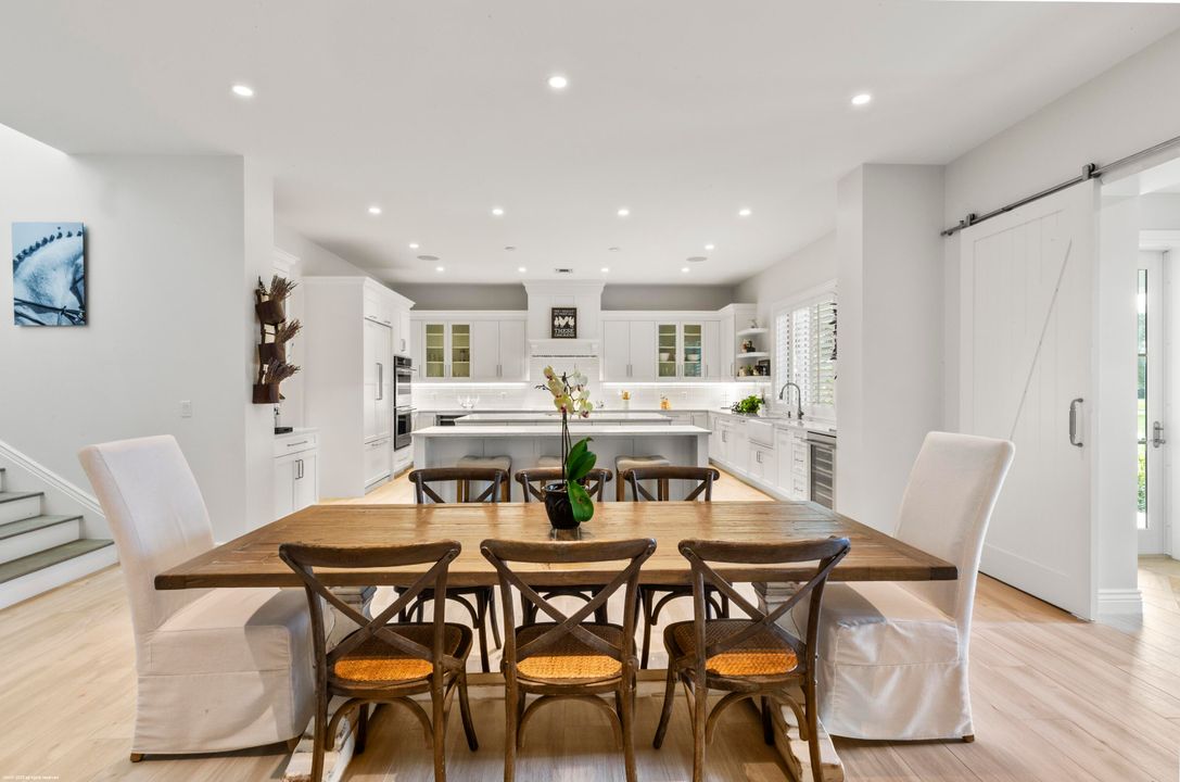 待售: $12,000,000 (7 贝兹, 7 浴室, 5997 平方英尺)