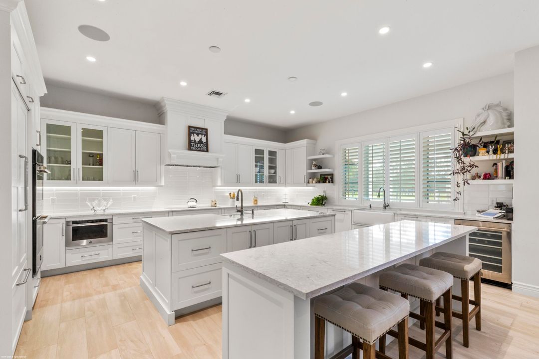 待售: $12,000,000 (7 贝兹, 7 浴室, 5997 平方英尺)