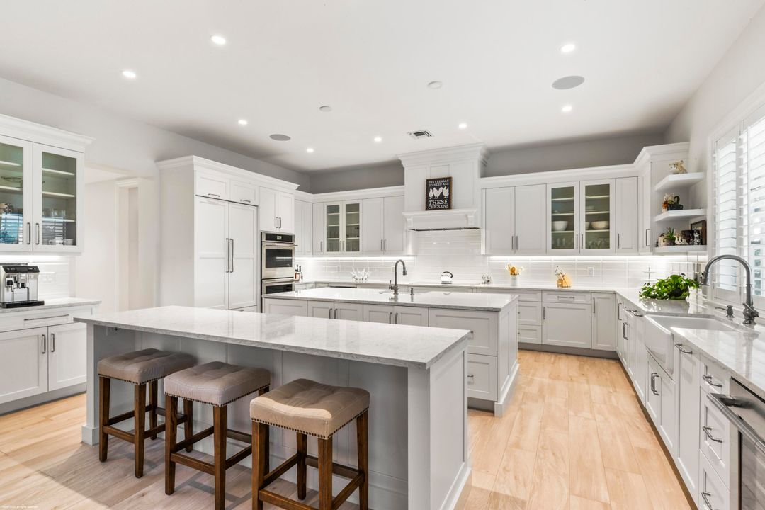 待售: $12,000,000 (7 贝兹, 7 浴室, 5997 平方英尺)