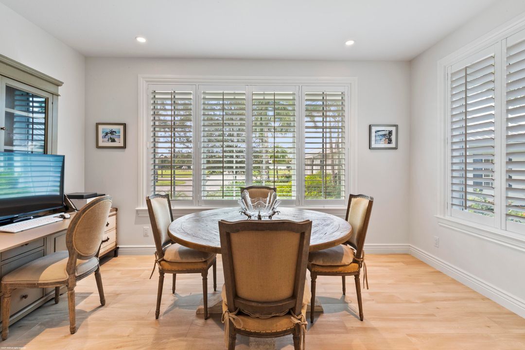 待售: $12,000,000 (7 贝兹, 7 浴室, 5997 平方英尺)