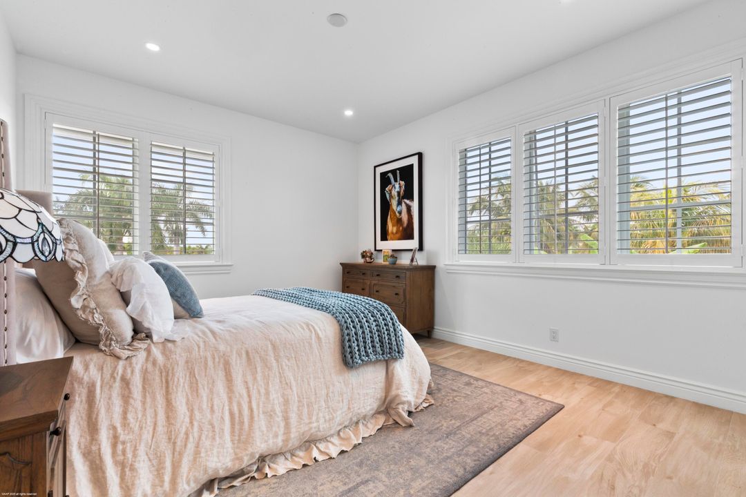 待售: $12,000,000 (7 贝兹, 7 浴室, 5997 平方英尺)