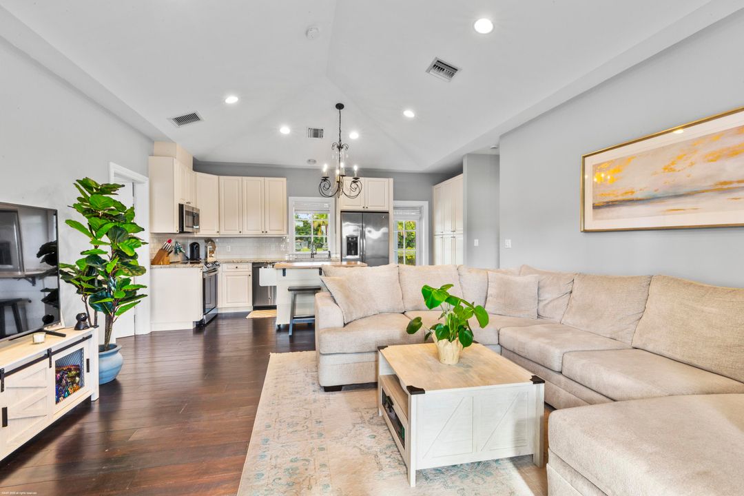 待售: $12,000,000 (7 贝兹, 7 浴室, 5997 平方英尺)