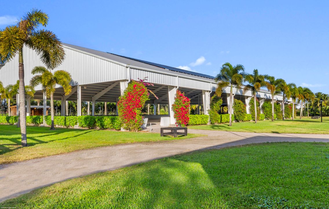 待售: $12,000,000 (7 贝兹, 7 浴室, 5997 平方英尺)