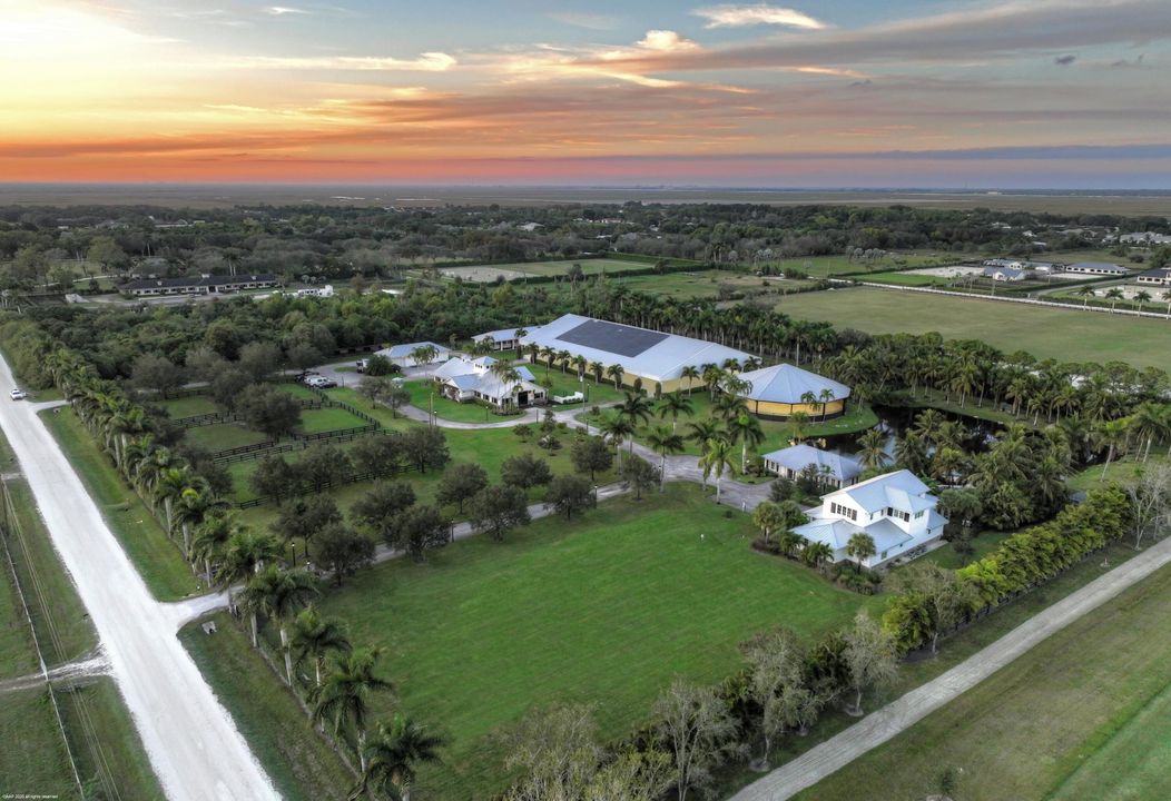 待售: $12,000,000 (7 贝兹, 7 浴室, 5997 平方英尺)