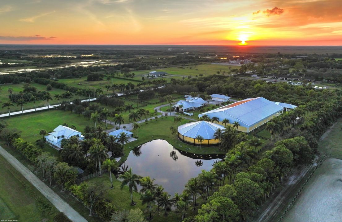 待售: $12,000,000 (7 贝兹, 7 浴室, 5997 平方英尺)