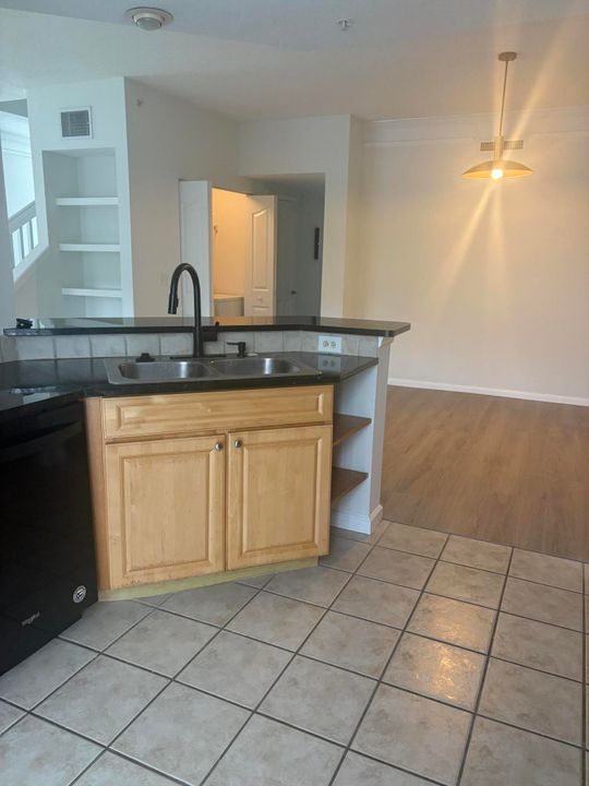 En Renta: $2,900 (2 camas, 2 baños, 1302 Pies cuadrados)