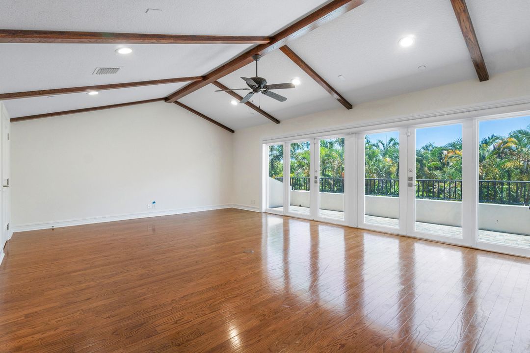 For Rent: $12,000 (3 beds, 3 baths, 3317 Square Feet)