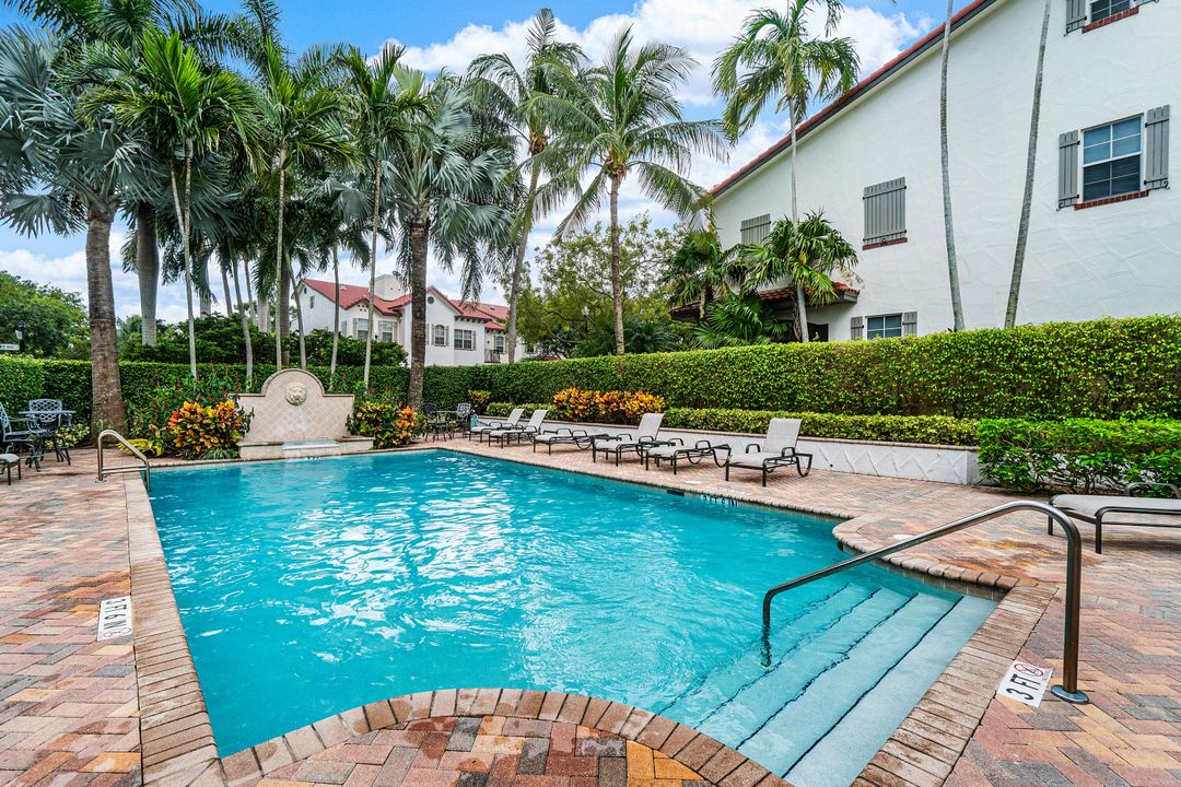 For Rent: $12,000 (3 beds, 3 baths, 3317 Square Feet)