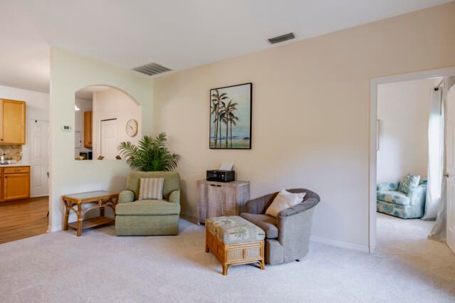 For Sale: $424,000 (4 beds, 2 baths, 2000 Square Feet)