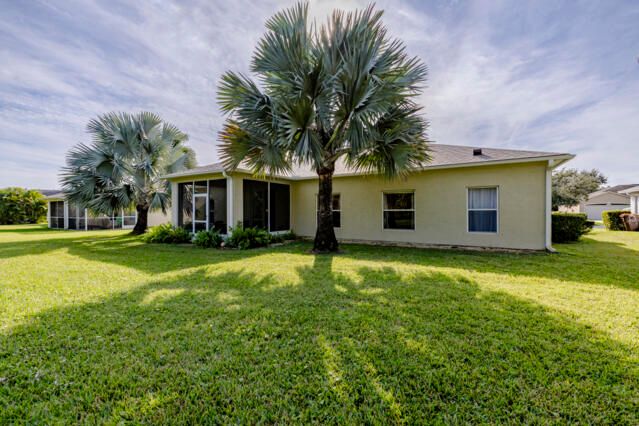 For Sale: $424,000 (4 beds, 2 baths, 2000 Square Feet)