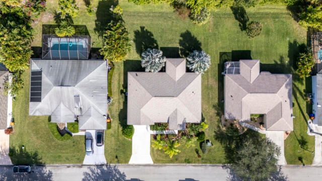 For Sale: $424,000 (4 beds, 2 baths, 2000 Square Feet)