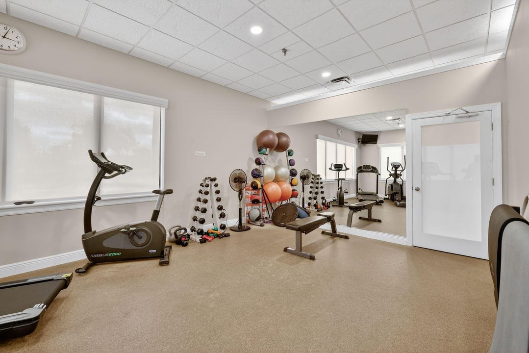 出租: $6,500 (2 贝兹, 2 浴室, 1602 平方英尺)