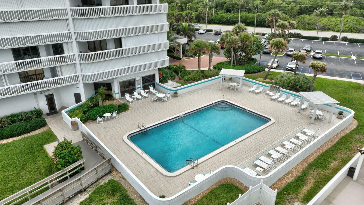 出租: $6,500 (2 贝兹, 2 浴室, 1602 平方英尺)