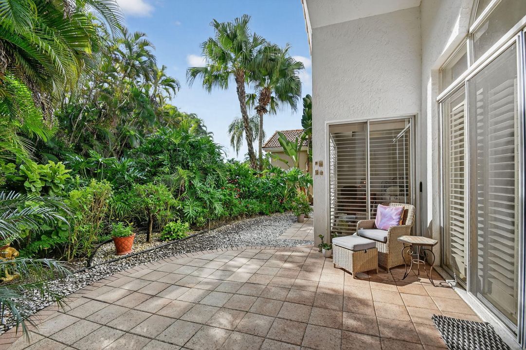 待售: $549,000 (3 贝兹, 3 浴室, 2472 平方英尺)