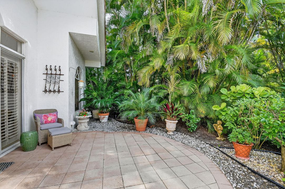 待售: $549,000 (3 贝兹, 3 浴室, 2472 平方英尺)