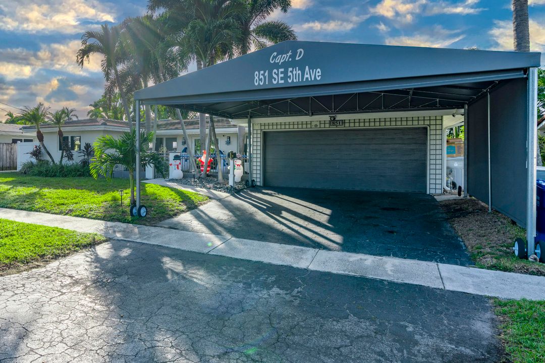 На продажу: $2,200,000 (4 спален, 3 ванн, 2557 Квадратных фут)