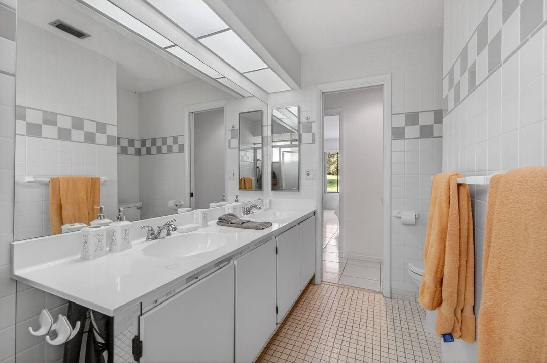 待售: $389,000 (3 贝兹, 2 浴室, 1667 平方英尺)