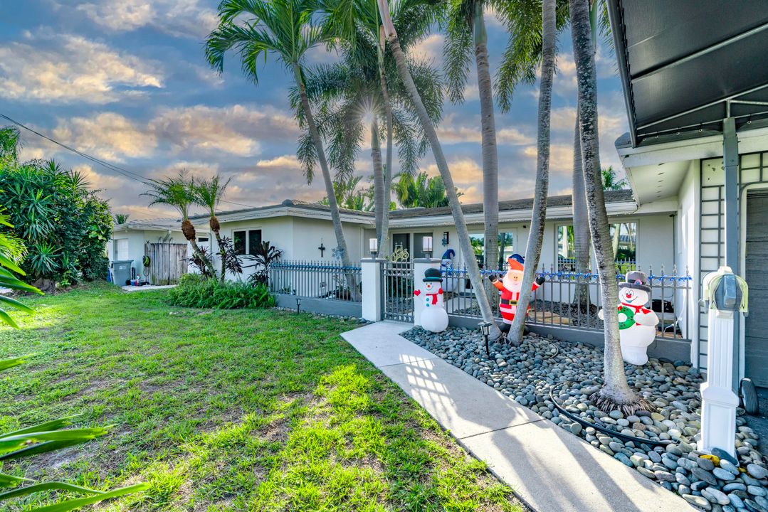 На продажу: $2,200,000 (4 спален, 3 ванн, 2557 Квадратных фут)