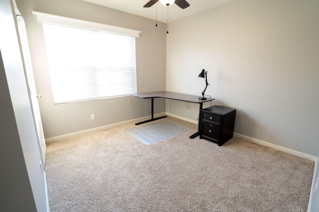 For Rent: $2,700 (4 beds, 2 baths, 1827 Square Feet)