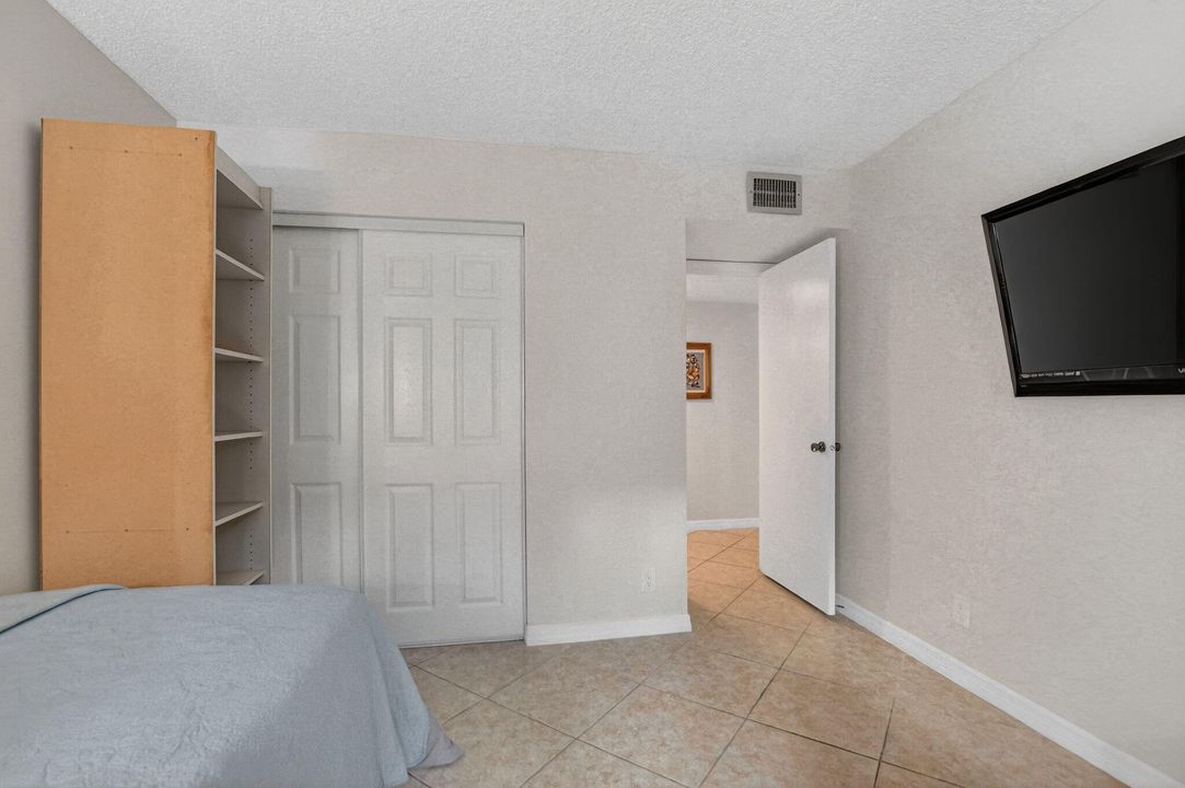 В аренду: $2,200 (2 спален, 2 ванн, 1148 Квадратных фут)