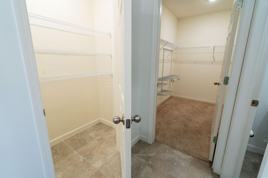 For Rent: $2,700 (4 beds, 2 baths, 1827 Square Feet)