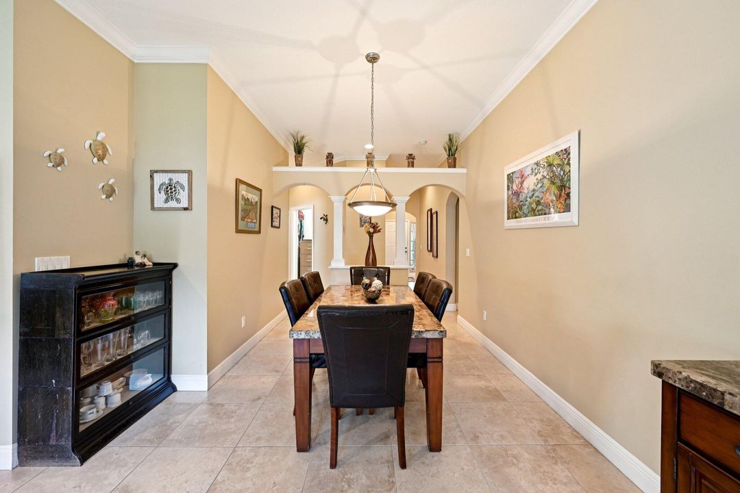 待售: $475,000 (3 贝兹, 2 浴室, 1856 平方英尺)